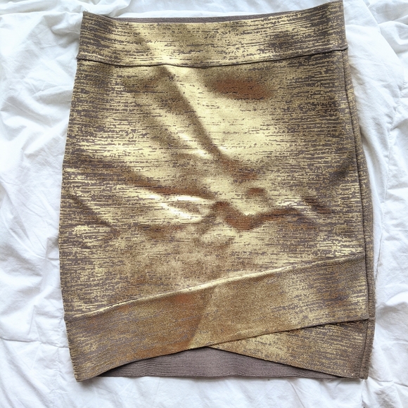 BCBGMaxAzria Silvie Power Skirt - Picture 3 of 9